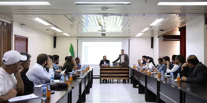 وزارة الإعلام تناقش شروط الترخيص الإعلامي في سوريا مع المؤسسات المعنية