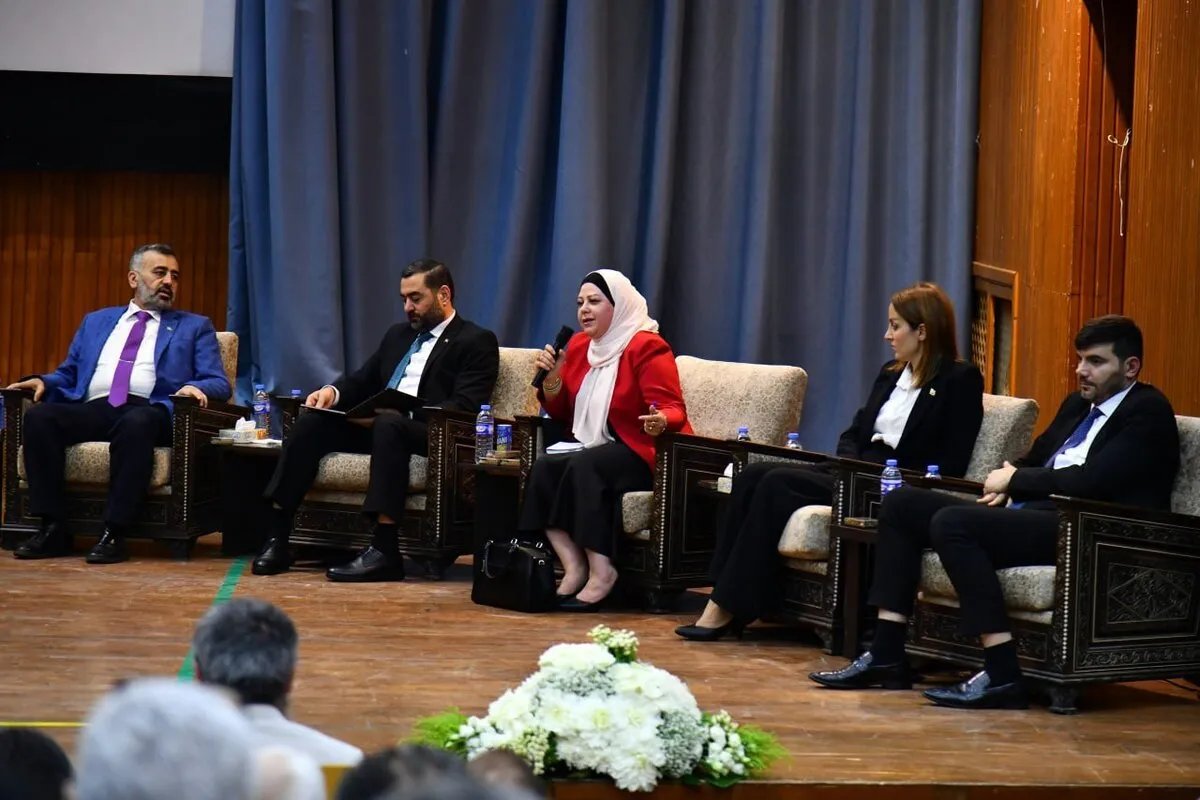 من "العرس الوطني" إلى برامج انتخابية وهمية: هل يتذكر أحد انتخابات مجلس الشعب؟