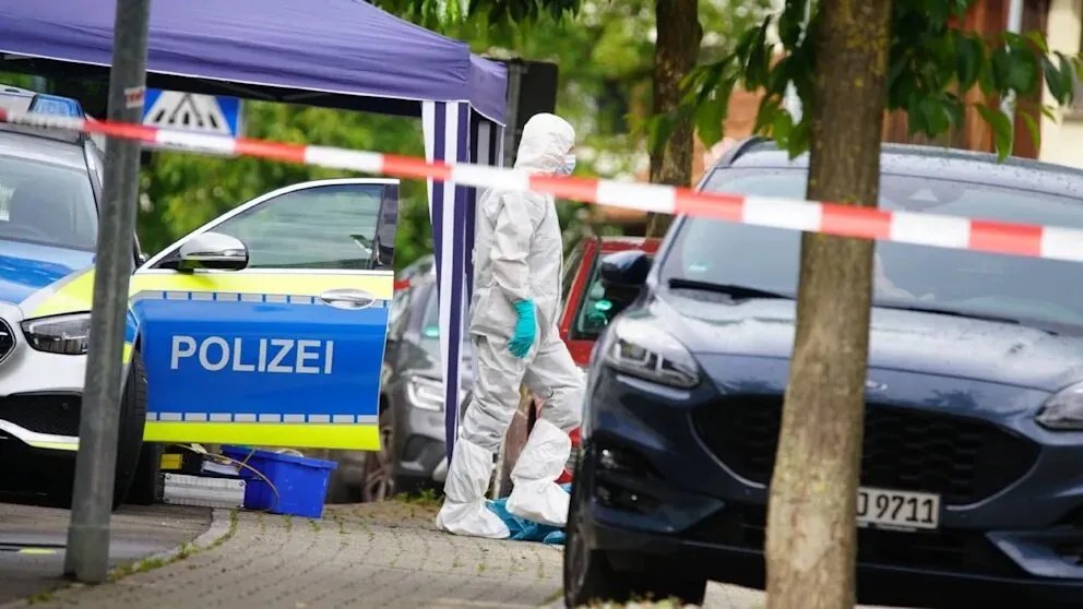 ألمانيا: الشرطة تقتل أفغانياً هاجم عناصرها بسكين في بلدة فانغين