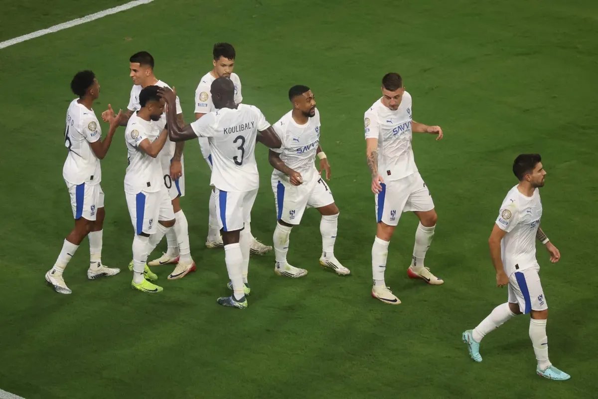 الهلال السعودي يتألق ويتأهل إلى ثمن نهائي مونديال الأندية برفقة ريال مدريد