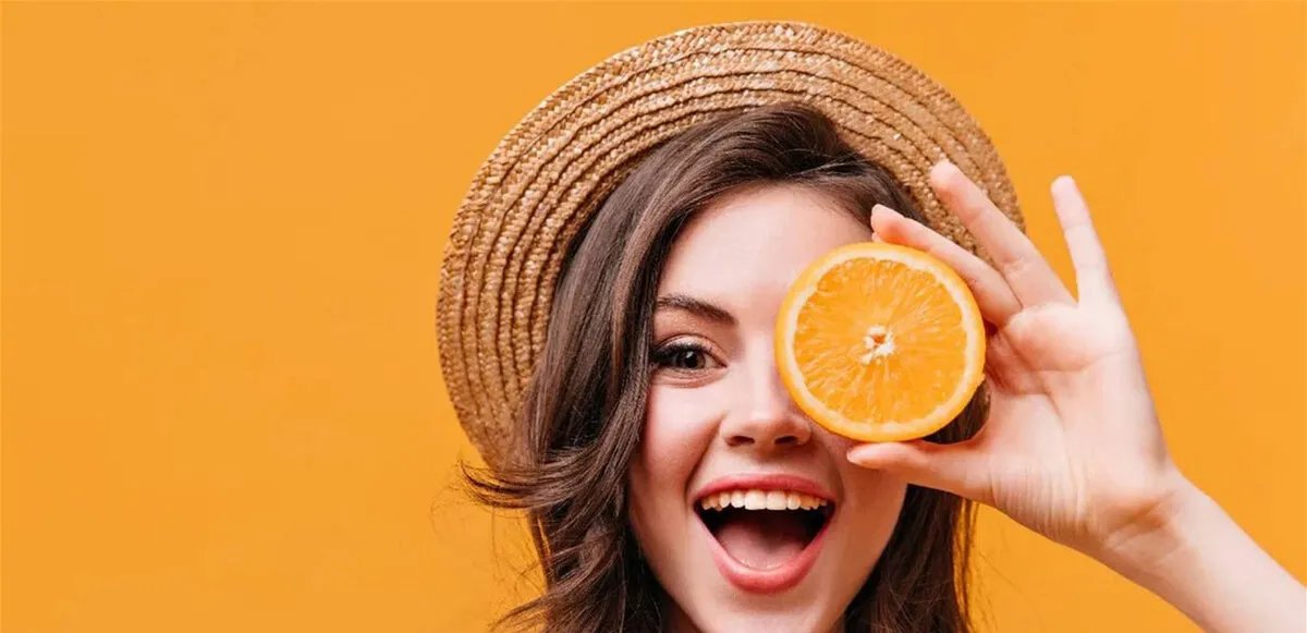 دراسة يابانية تكشف: فيتامين "C" يعزز تجديد خلايا الجلد ويحسن سماكة البشرة!