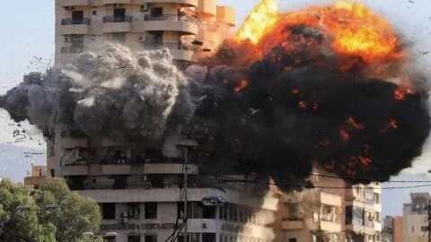 تصعيد جنوب لبنان: شهيدة و11 جريحًا في غارة إسرائيلية على النبطية.. وسلام يدين الخرق السيادي