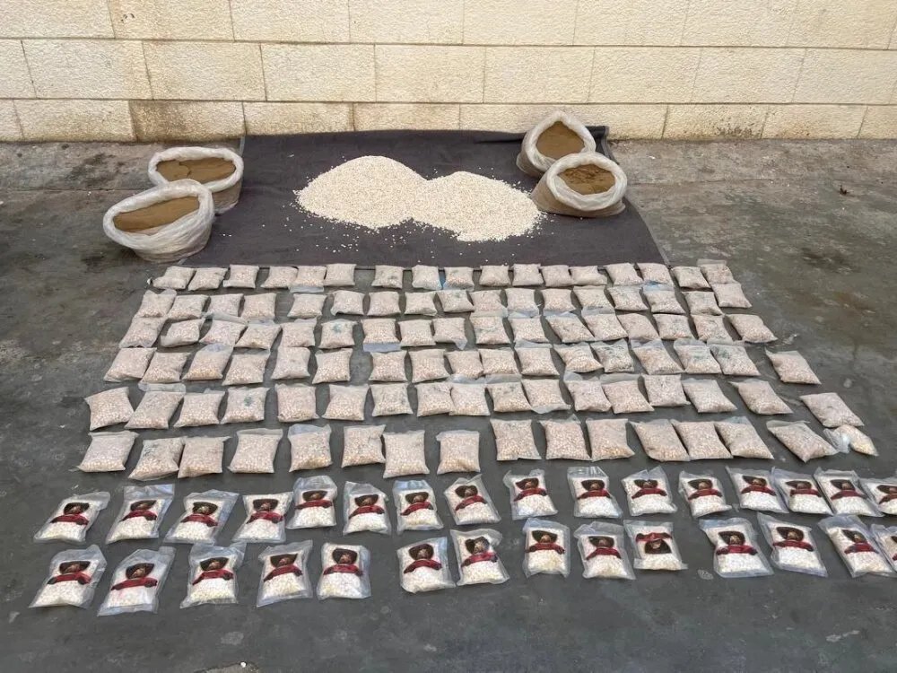 إحباط محاولة تهريب ضخمة للمخدرات من لبنان إلى سوريا ومصادرة ملايين الحبوب