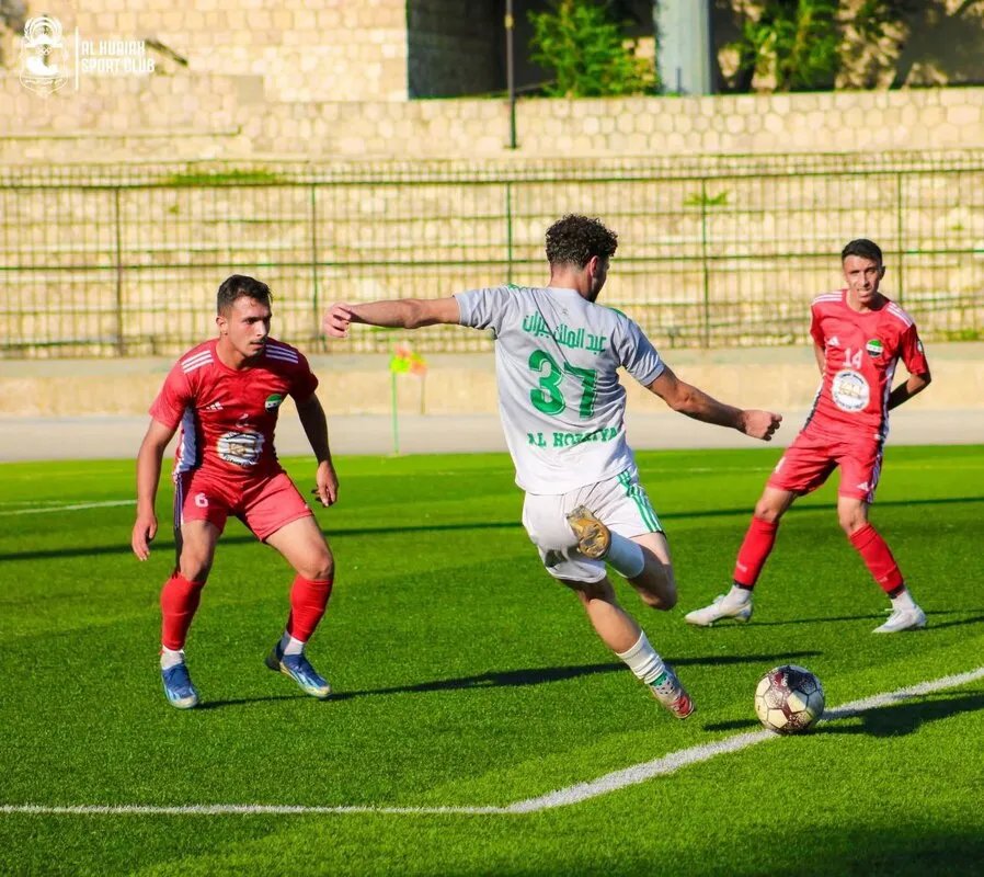 الجهاد يُشعل المنافسة على الصعود إلى الدوري الممتاز بفوز ساحق على خطاب