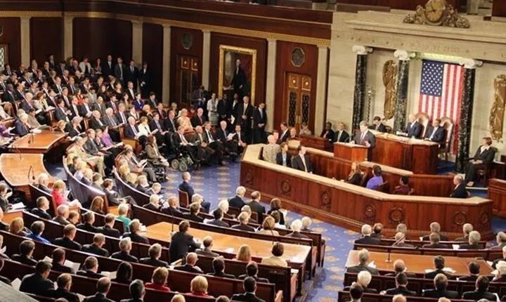 نائبتان أمريكيتان تطرحان مشروع قانون لتخفيف العقوبات على سوريا في مجلس النواب