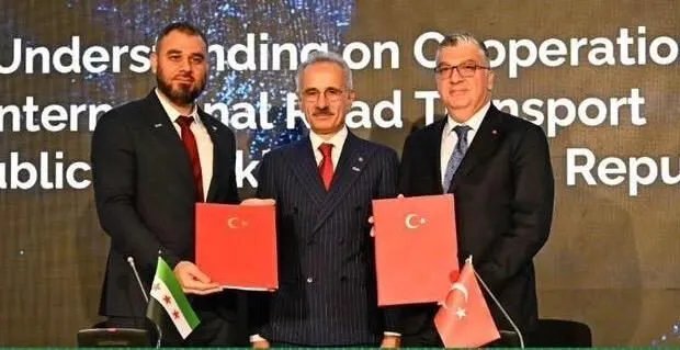 سوريا وتركيا توقعان مذكرة تفاهم لإحياء النقل البري وتعزيز التبادل التجاري