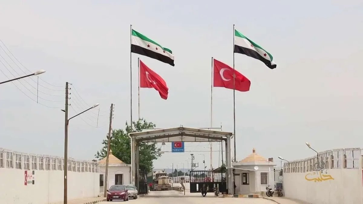 تسهيلات جديدة: عودة أحد الوالدين والأطفال إلى سوريا عبر معبر السلامة بوكالة رسمية