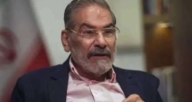 علي شمخاني يكشف تفاصيل نجاته من غارة إسرائيلية: صليت الفجر تحت الأنقاض