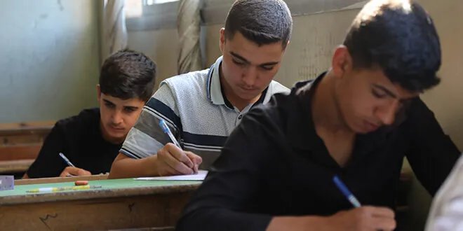 امتحانات الشهادتين الأساسية والمهنية في سوريا: آراء متباينة للطلاب حول صعوبة الرياضيات