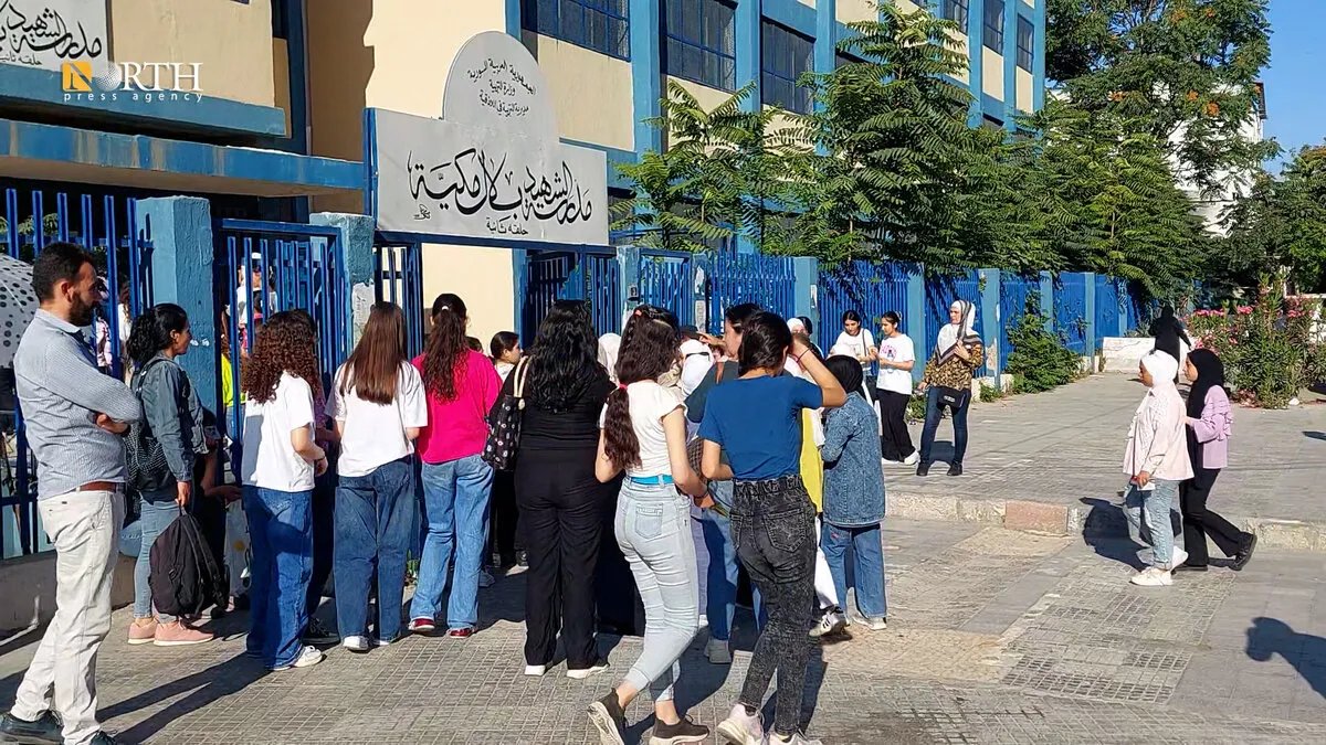 تباين في آراء طلاب اللاذقية حول امتحان الرياضيات للصف التاسع: بين صعوبة الوقت ومستوى الأسئلة