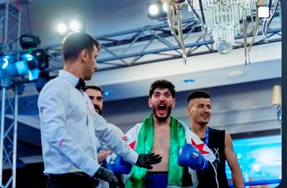 بشار الشوفي يتألق ويرفع اسم سوريا عالياً بالفوز ببطولة FFC الدولية للملاكمة في عُمان