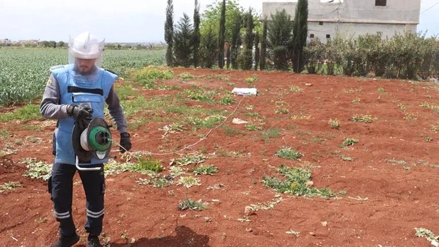 هيومن رايتس ووتش تحذر: الألغام تهدد عودة السوريين وتودي بحياة شخصين يومياً