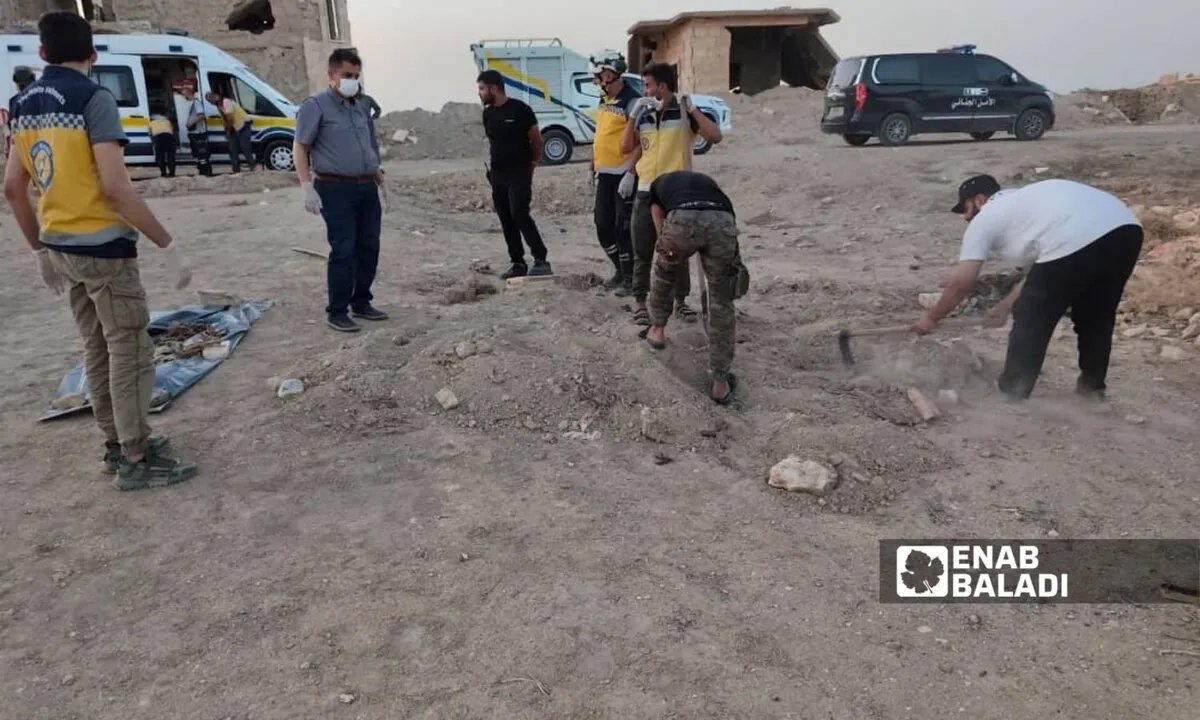اكتشاف مقبرة جماعية تضم رفات 100 شخص في دير الزور
