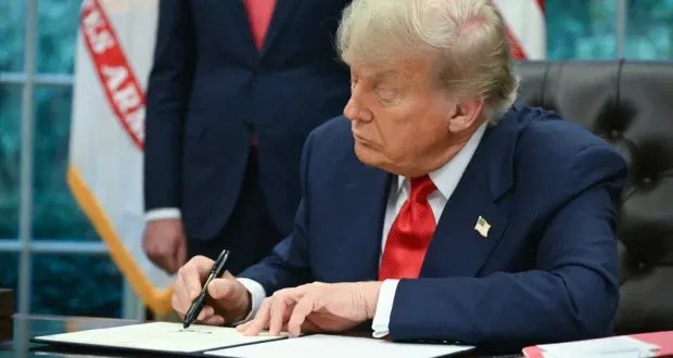 ترامب ينفي تقديم أي عروض لإيران ويؤكد تدمير منشآتها النووية