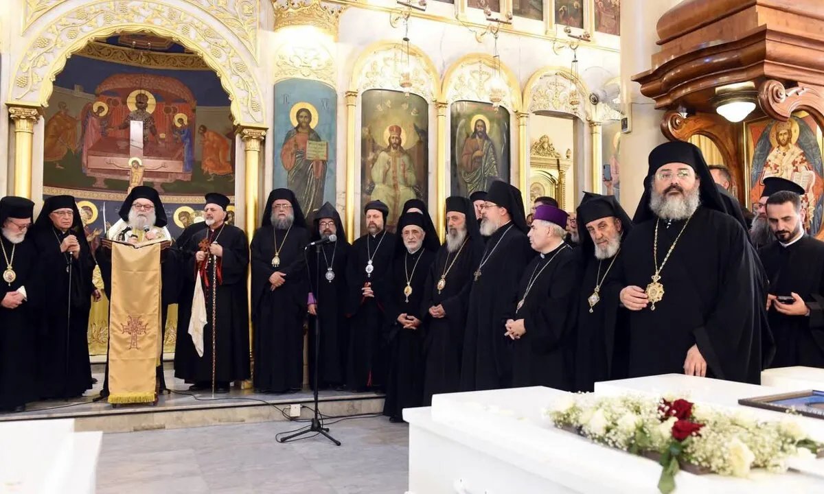 تزايد المخاوف لدى المسيحيين في سوريا بعد تفجير كنيسة مار إلياس: نظرة على التحديات والحلول