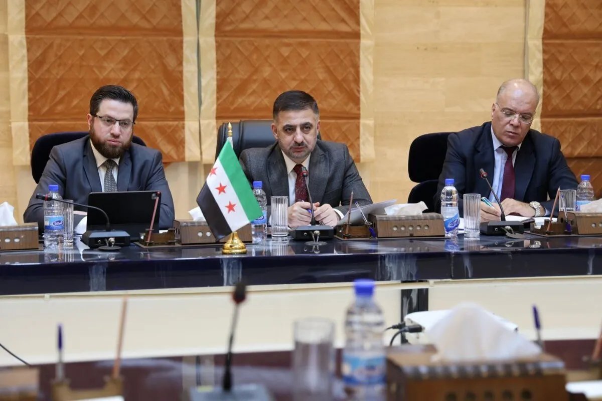 الحكومة السورية تناقش تحديات الإعلام وسبل تطويره