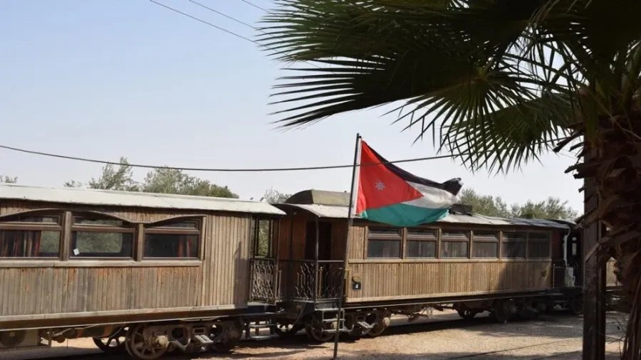 إحياء خط الحجاز التاريخي: رحلات سياحية بالقطار تربط عمان بدمشق قريبًا