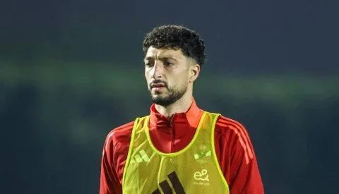 الأهلي يرفع راتب وسام أبو علي لقطع الطريق على العروض الأوروبية والخليجية