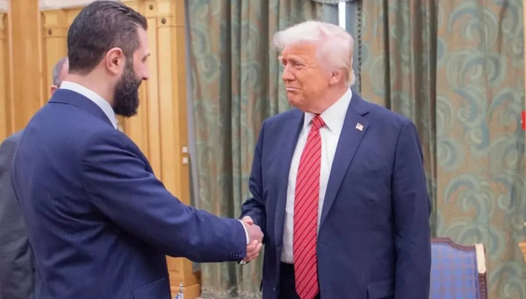 ترامب يخفف العقوبات على سوريا وسط ترحيب من دمشق