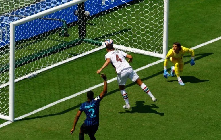 فلومينينزي يُقصي إنتر ميلانو من كأس العالم للأندية بهدفين