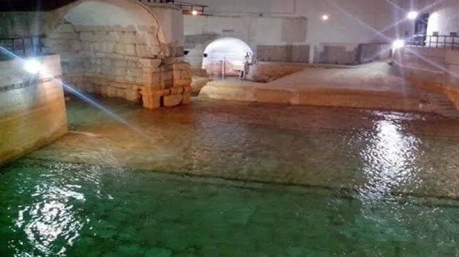 أزمة مياه حادة تضرب دمشق وريفها: انخفاض نبع الفيجة وتعطل العنفات يفاقمان الوضع