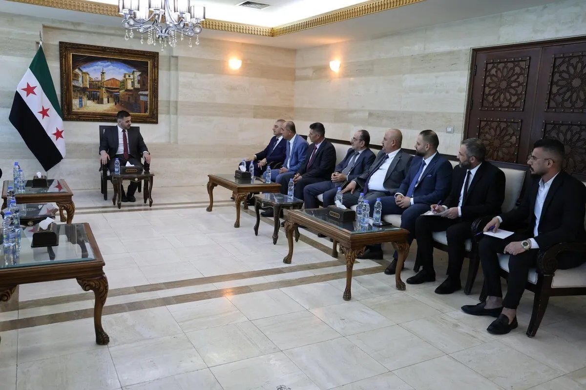 جدل حول لقاءات السلطة مع الطوائف: هل تتراجع الدولة عن مبدأ المواطنة؟