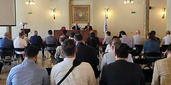 جامعة دمشق تستضيف حلقة نقاشية حول آفاق الاقتصاد السوري