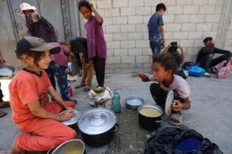 دراسة تحذر: وقف المعونة الأمريكية قد يتسبب بوفاة 14 مليون شخص بحلول عام 2030