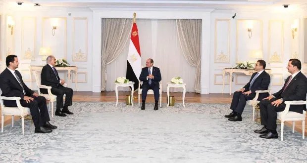 زيارة حفتر إلى القاهرة تعيد الدفء للعلاقات وتؤكد على الأمن المشترك