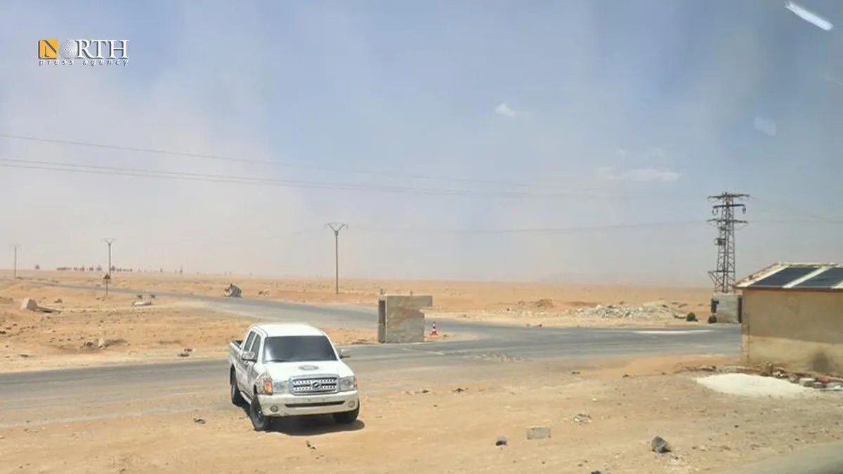 قطع طريق دمشق-السويداء بسبب توترات أمنية وشكاوى من تجاوزات على حاجز المسمية