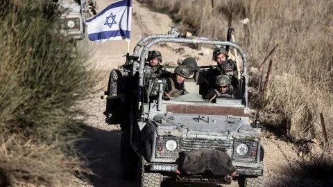 إسرائيل تعلن عن اعتقال "خلية إيرانية" في عملية بجنوب سوريا.. وتلفزيون النظام يتهم دورية إسرائيلية باعتقال ثلاثة أشخاص من القنيطرة