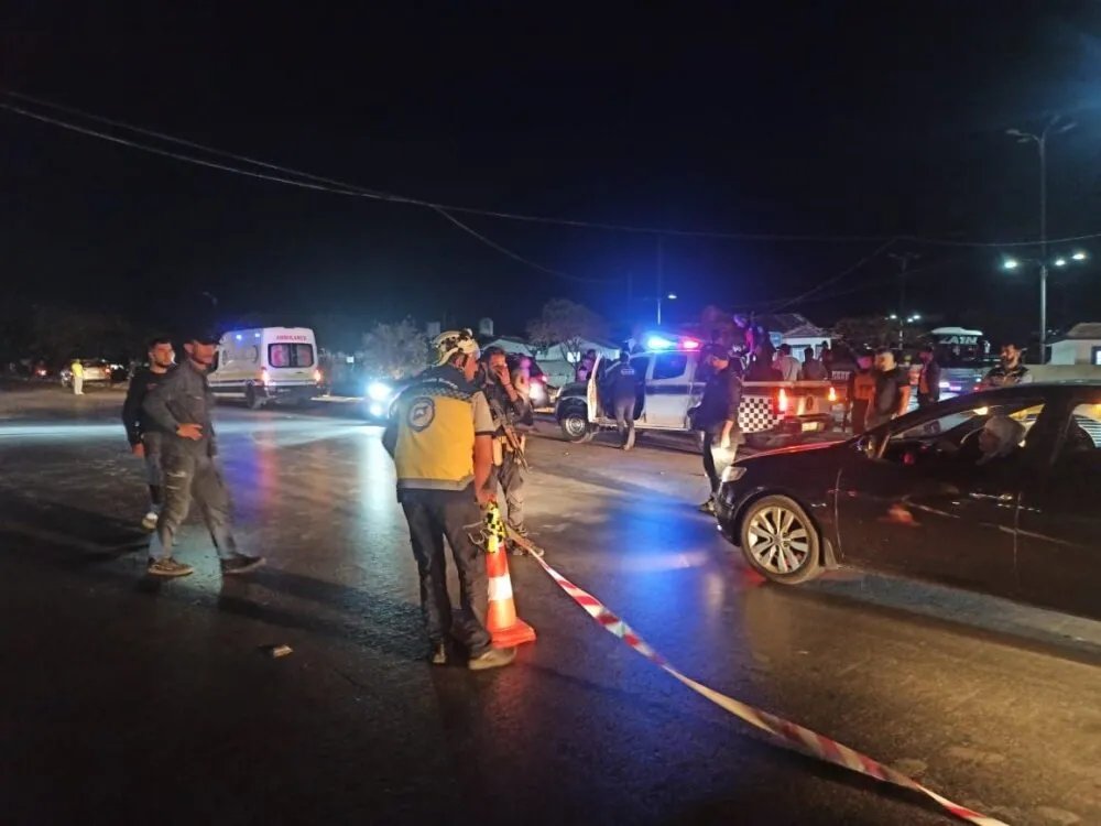 فاجعة على طريق دمشق – القابون: مصرع أم وطفلتيها في حادث سير مروع