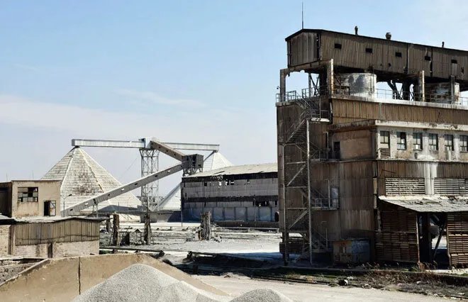 فساد الأسمدة في سوريا: عقد مشبوه مع شركة روسية يهدر الموارد ويحرم المزارعين