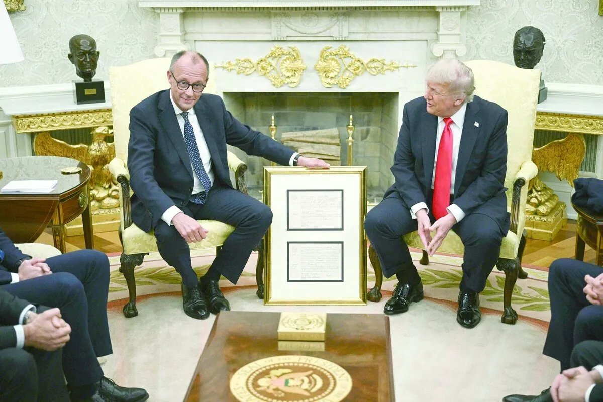 حملة تضليل تستهدف المستشار الألماني ميرتس: ما هي الأكاذيب ومن يقف وراءها؟