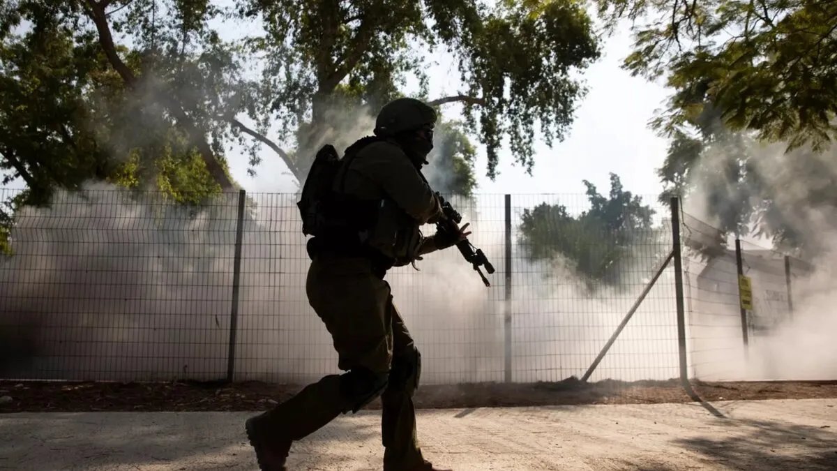 عملية إسرائيلية مفاجئة قرب دمشق: إنزال وتوغل يثيران التساؤلات