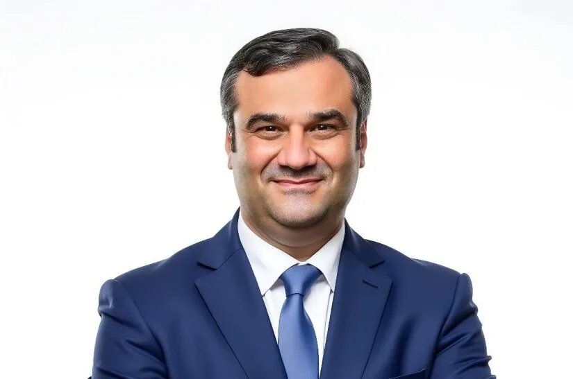 محافظ المركزي السوري يعلن: لا ديون خارجية وانفتاح مصرفي غير مسبوق