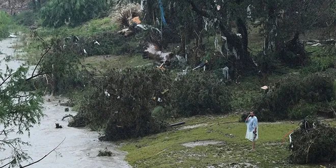 كارثة في تكساس: مصرع العشرات وفقدان فتيات في فيضانات نهر غوادالوبي