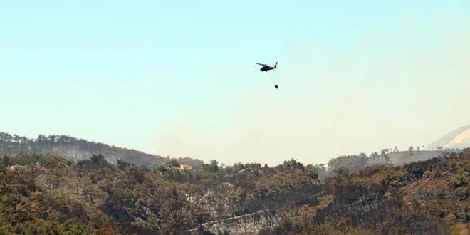 تركيا ترسل طائرات هليكوبتر للمساعدة في إخماد حرائق ريف اللاذقية