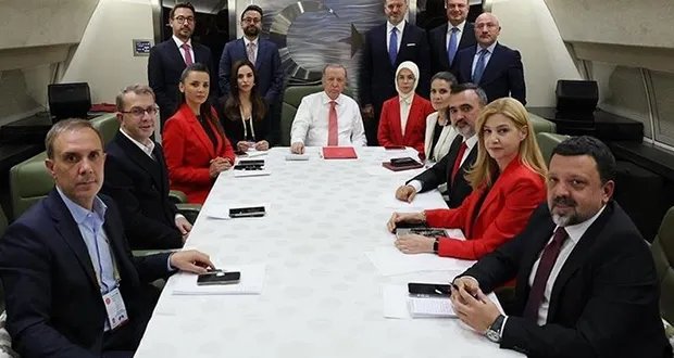 أردوغان يؤكد دعمه لازدهار واستقرار سوريا ويحذر من عرقلة جهود السلام