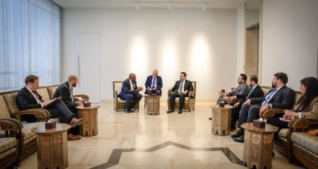 وزير الخارجية السوري ونظيره البريطاني يبحثان آفاق التعاون المشترك