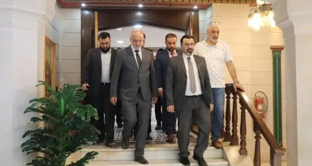 وزير التربية يتفقد سير الامتحانات في طرطوس ويؤكد على أهمية النزاهة