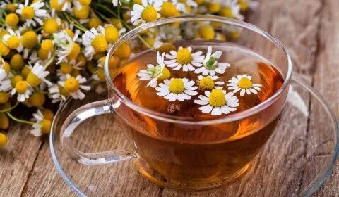 وداعاً للأرق: اكتشف قوة شاي البابونج في تحسين نومك