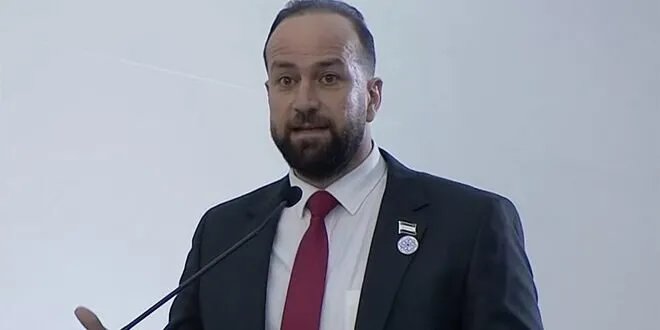 وزير الإعلام يعلن: الهوية البصرية الجديدة لسوريا نتاج تفاعل مجتمعي وبداية عهد جديد