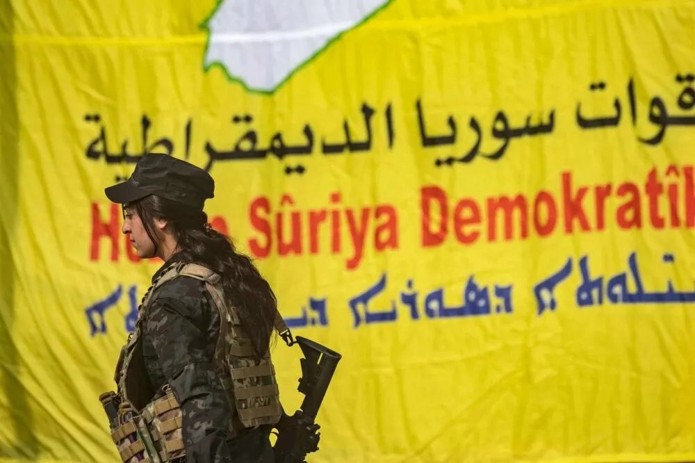 البنتاغون يخصص 130 مليون دولار لـ"قسد" و"جيش سوريا الحرة" في ميزانية 2026: تفاصيل الدعم وأهدافه