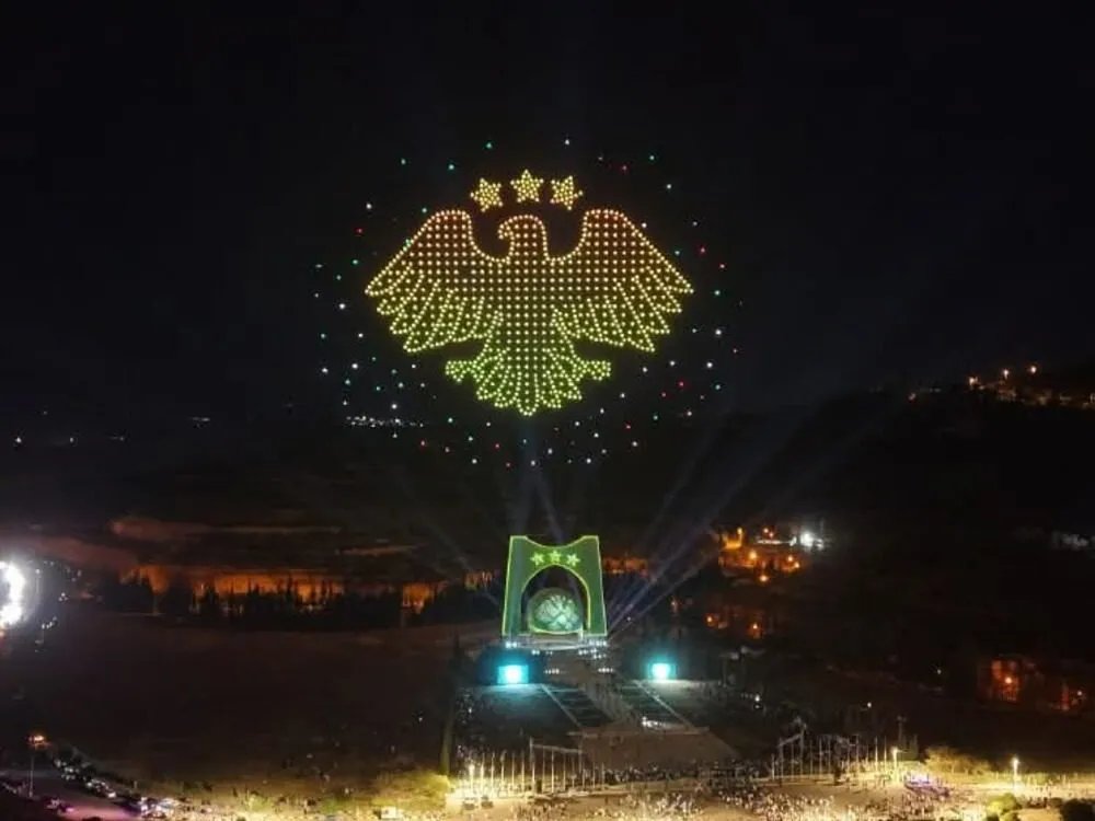 الهوية البصرية السورية الجديدة: أبعاد سياسية واقتصادية ورسالة انفتاح على العالم