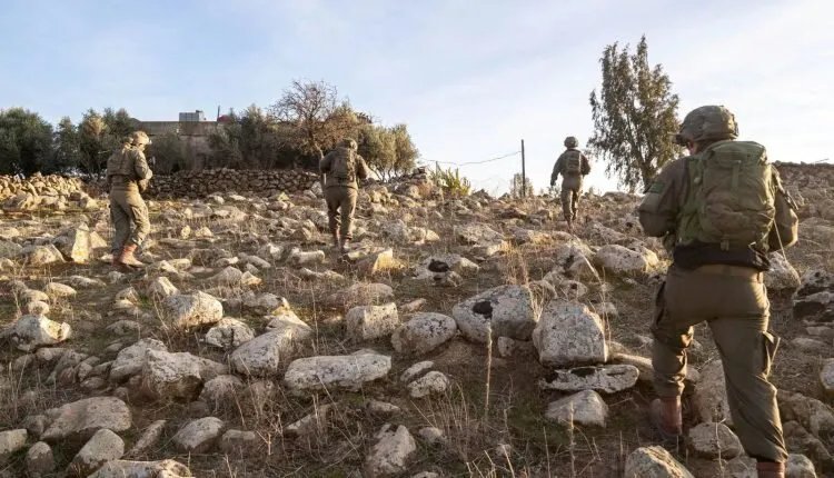 الجيش الإسرائيلي يعلن عن تدمير مواقع عسكرية تابعة للنظام السوري السابق في جنوب سوريا