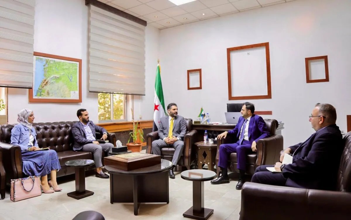 وزارتا الثقافة والاتصالات تطلقان مشاريع مشتركة لتعزيز التحول الرقمي الثقافي