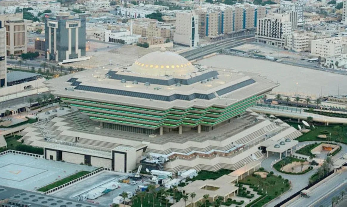 السعودية تفكك شبكة مخدرات وتلقي القبض على 37 شخصاً بينهم 5 سوريين