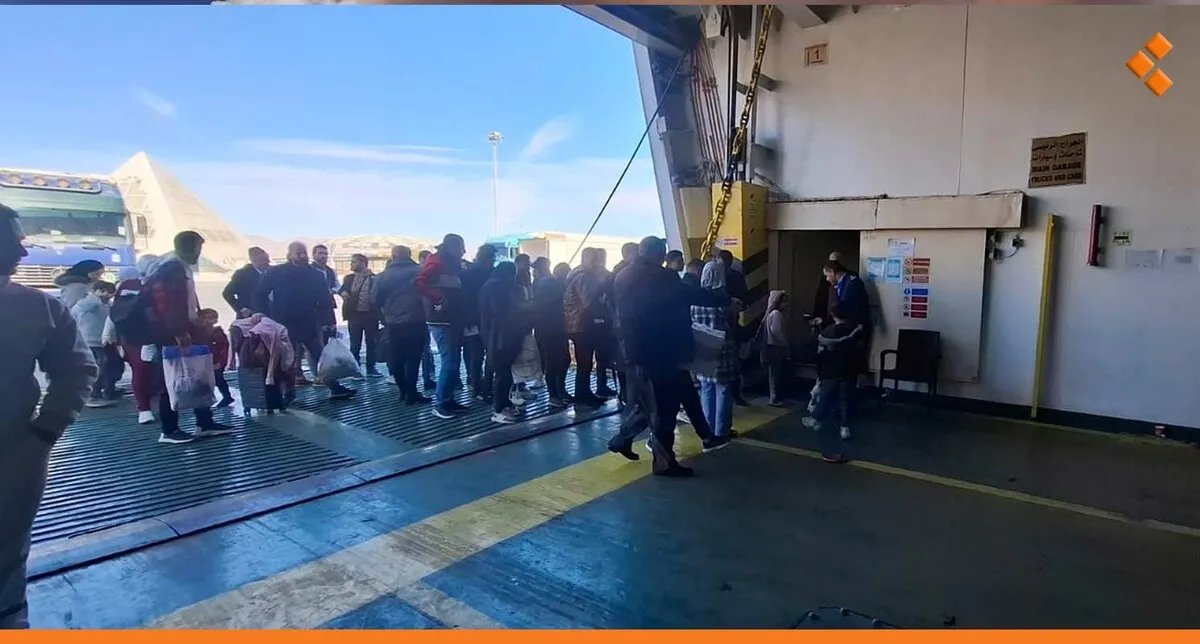 مصر تعفي السوريين العائدين إلى وطنهم من غرامات الإقامة المتراكمة