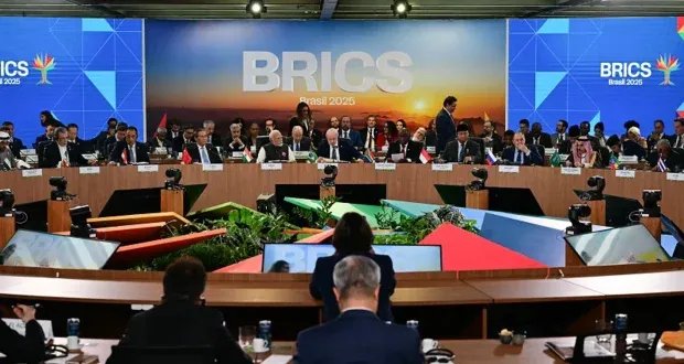 الصين وروسيا تسعيان لتهدئة التوترات بعد تهديدات ترامب لمجموعة بريكس